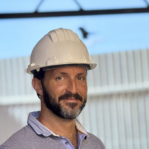 Uriel Nabel, on the building site